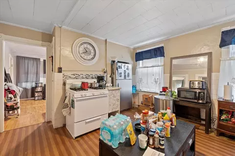 54 Esther, Worcester, MA 01607 photo 20