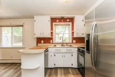 16 Irene St, Springfield, MA 01108 photo 11