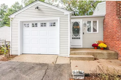 16 Irene St, Springfield, MA 01108 photo 6