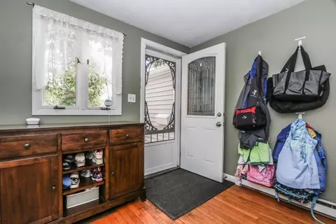 16 Irene St, Springfield, MA 01108 photo 7