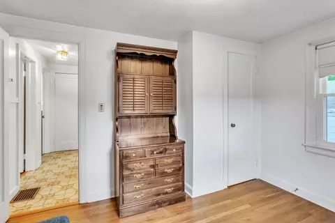 144 Lang St, Springfield, MA 01104 photo 21