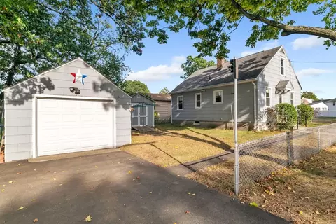 144 Lang St, Springfield, MA 01104 photo 32