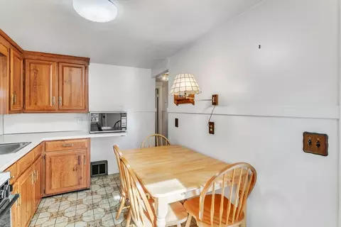 144 Lang St, Springfield, MA 01104 photo 13