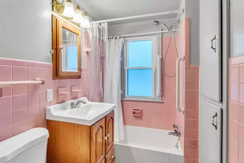 144 Lang St, Springfield, MA 01104 photo 22