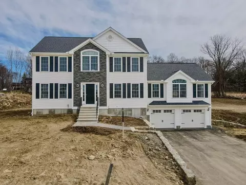 7 Esther Way #4, Dracut, MA 01826