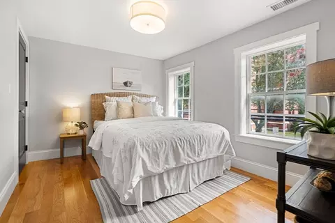 195 Washington St, Marblehead, MA 01945 photo 28