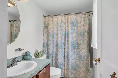 42 Park Ave, Webster, MA 01570 photo 17