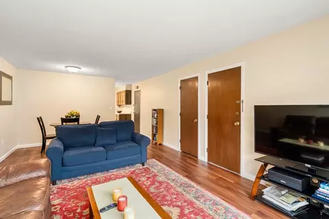 Living - 121 Bailey St #E 43, Worcester, MA 01602 photo 1 of 2