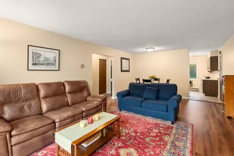 Living - 121 Bailey St #E 43, Worcester, MA 01602 photo 2 of 2