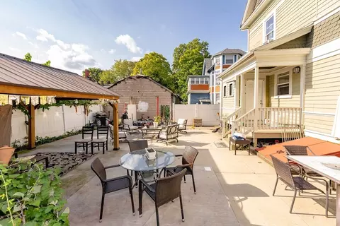 176 Florida St, Springfield, MA 01109 photo 40