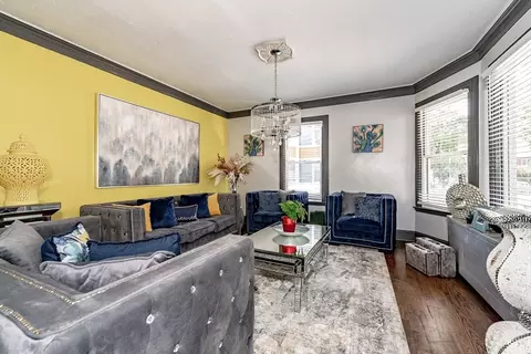 176 Florida St, Springfield, MA 01109 photo 6