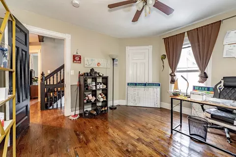 176 Florida St, Springfield, MA 01109 photo 22