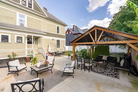 176 Florida St, Springfield, MA 01109 photo 39