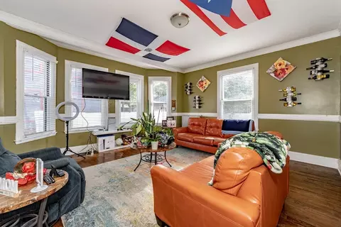 176 Florida St, Springfield, MA 01109 photo 13