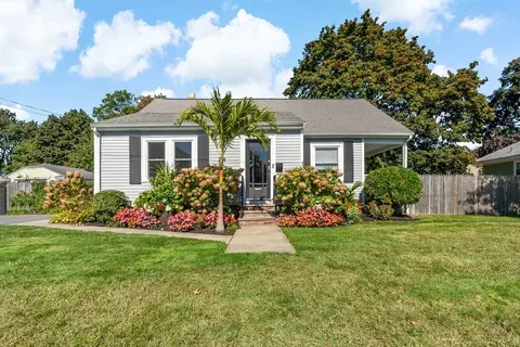 228 Vincent Ave, East Providence, RI 02914