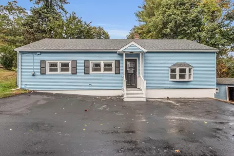 744 Grove St, Worcester, MA 01605