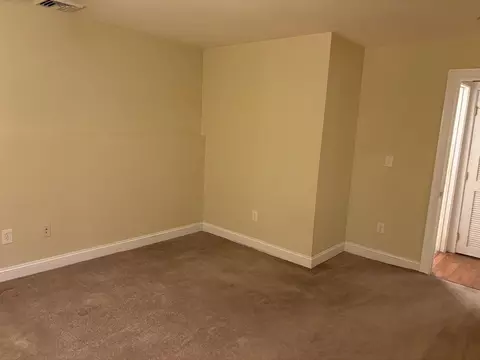 433 Bank St #4, Fall River, MA 02720 photo 8