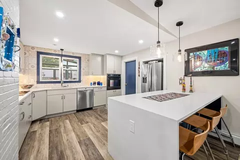 35 Amherst Rd, Beverly, MA 01915