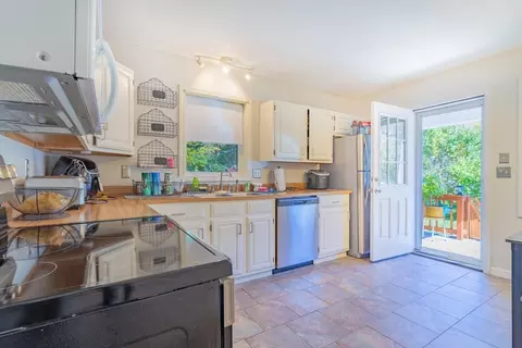 124 Chudy St, Three Rivers, MA 01080 photo 7