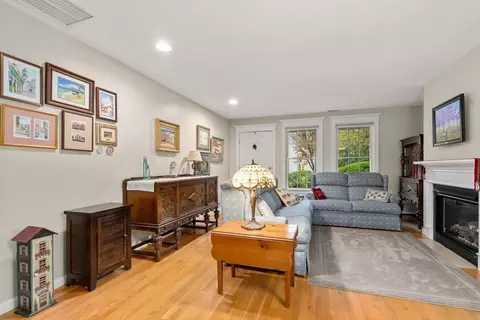 216 Main St #C1, Maynard, MA 01754 photo 6