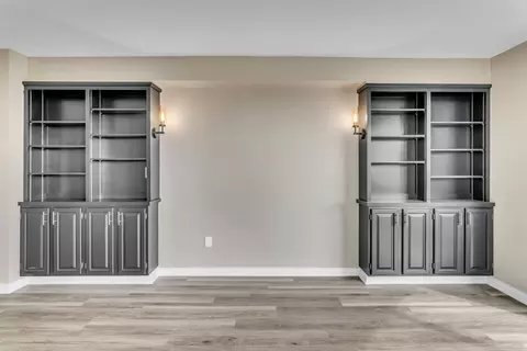 Living - 101 Mulberry St #414, Springfield, MA 01105 photo 3 of 7