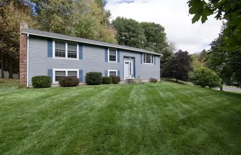 4 Timber Valley Dr, Charlton, MA 01507