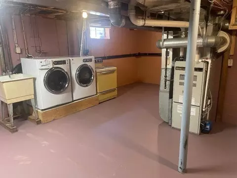111 Clearbrook Dr, Springfield, MA 01118 photo 38