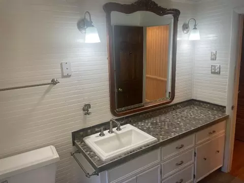 111 Clearbrook Dr, Springfield, MA 01118 photo 22