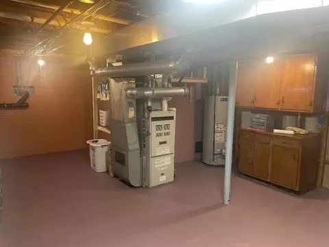 111 Clearbrook Dr, Springfield, MA 01118 photo 39