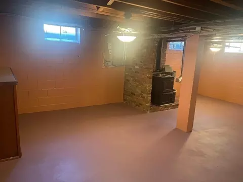 111 Clearbrook Dr, Springfield, MA 01118 photo 36