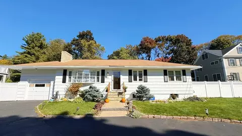 79 Lowell St, Lexington, MA 02420