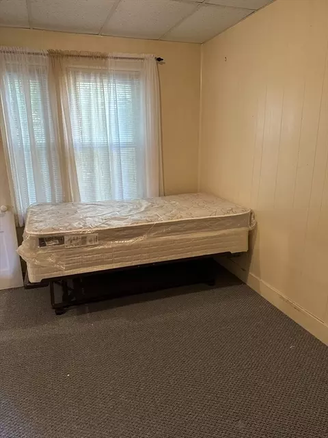 658 School St, Webster, MA 01570 photo 13