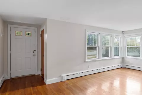 39 Sanderson Ave, Dedham, MA 02026 photo 5