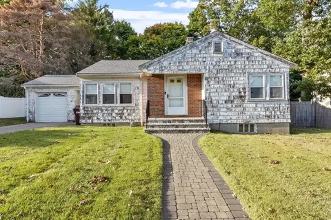 39 Sanderson Ave, Dedham, MA 02026 photo 4