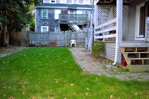 Exterior - 8 Gilbert Ct, Gloucester, MA 01930 photo 4 of 6