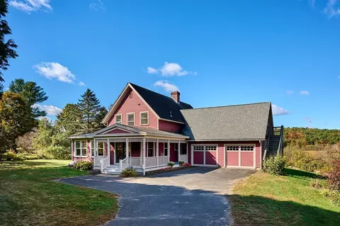 89 Mountain St, Williamsburg, MA 01039