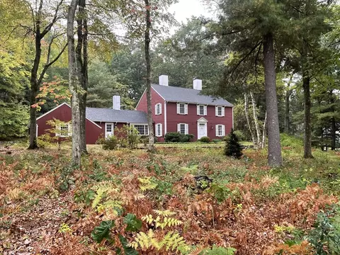 12 Checkerberry Ln, Chelmsford, MA 01824