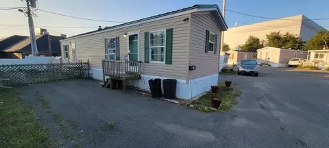 466 Newbury #33, Danvers, MA 01923