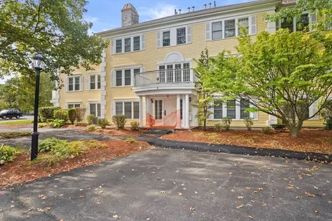 1 Riverview Blvd #5-204, Methuen, MA 01844