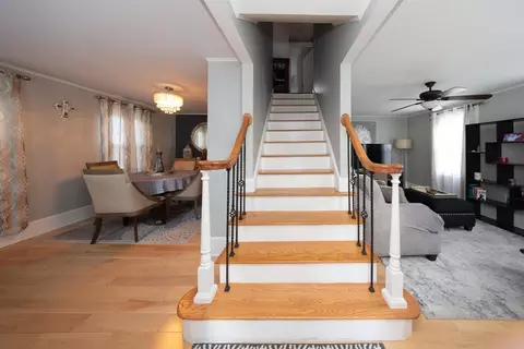 5 Delaval Rd, Worcester, MA 01606