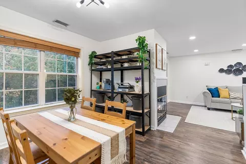 Dining - 508 Gazebo Cir #508, Reading, MA 01867 photo 2 of 2