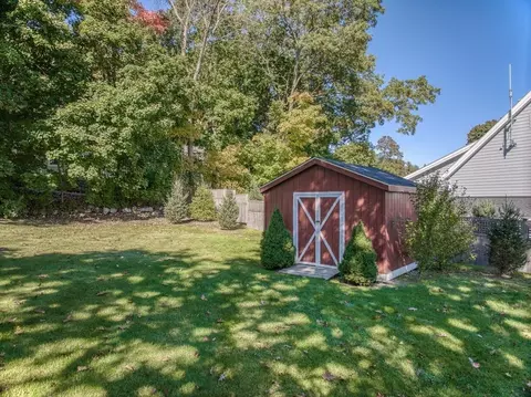 5 Clark Rd, Andover, MA 01810 photo 10