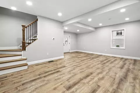 24 Warnock St, Lowell, MA 01852 photo 15