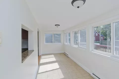 28 Clive St, Worcester, MA 01603 photo 8