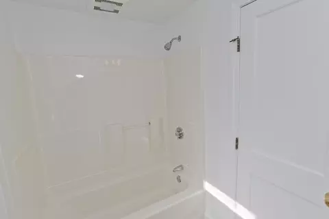 28 Clive St, Worcester, MA 01603 photo 22