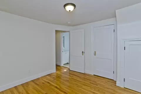 28 Clive St, Worcester, MA 01603 photo 17