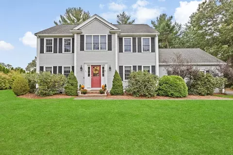 37 Lantern Ln, Pembroke, MA 02359
