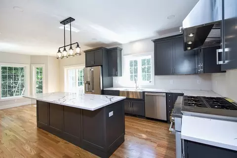 572 Harvard St, East Bridgewater, MA 02333