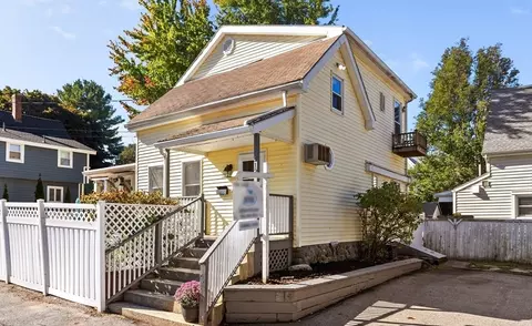 12 Avon Ct, Wakefield, MA 01880