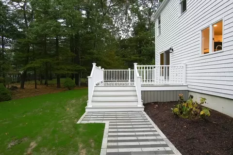 16 Yardarm Dr, Mashpee, MA 02649 photo 38